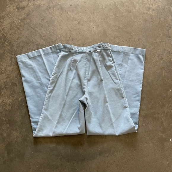 Vintage 70s Levi’s corduroy flared pants - Picture 9 of 10